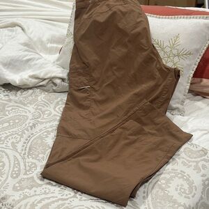 Nike Men's Tan Cargo Pants